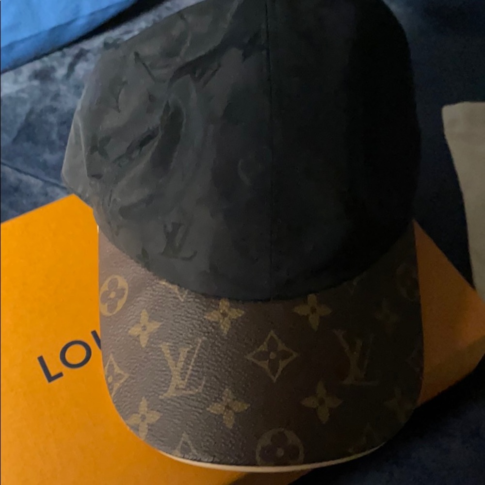 Louis Vuitton baseball cap
